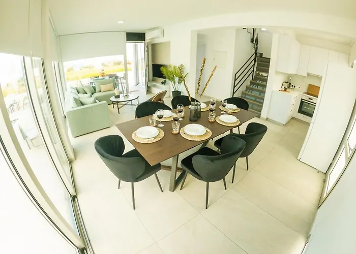 Imperial Jade Gold Emerging 3 Vila Protaras