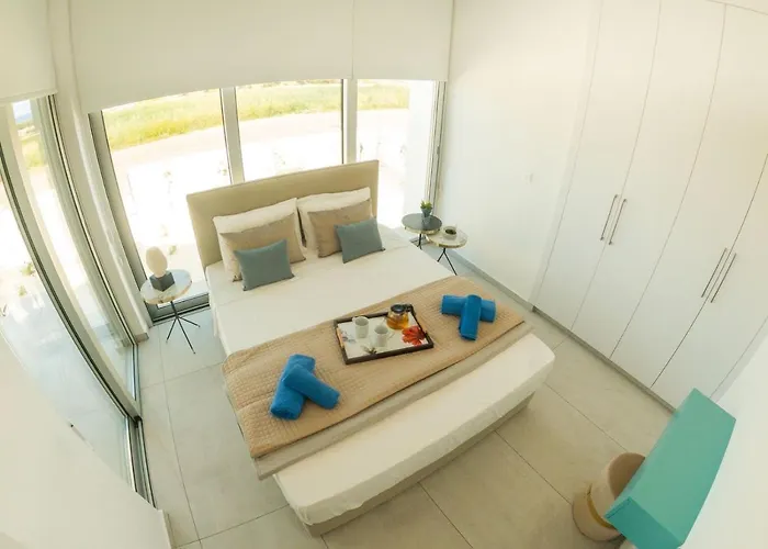 Imperial Jade Gold Emerging 3 Protaras